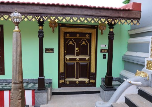 Temple Street Suite – Duplex Room