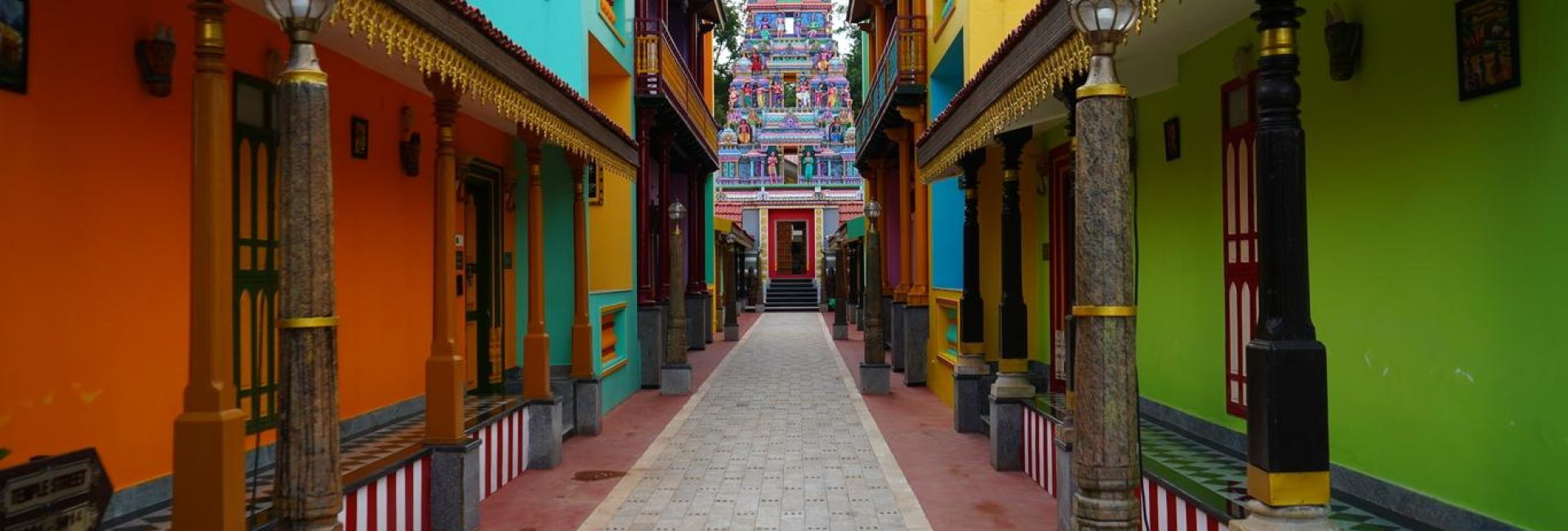 Temple Street Suite – Double Bed Room