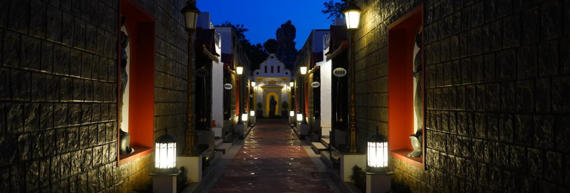 Andhapuram Suite – Single Bed Room With Private Pool