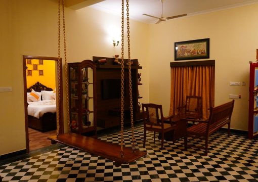 Temple Street Suite – Duplex Room