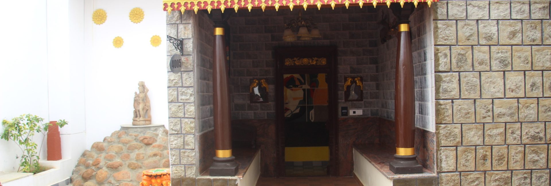 Andhapuram Suite – Double Bed Room